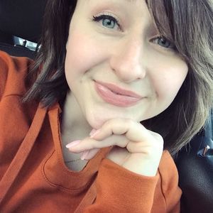 Meet your Posher, Annie